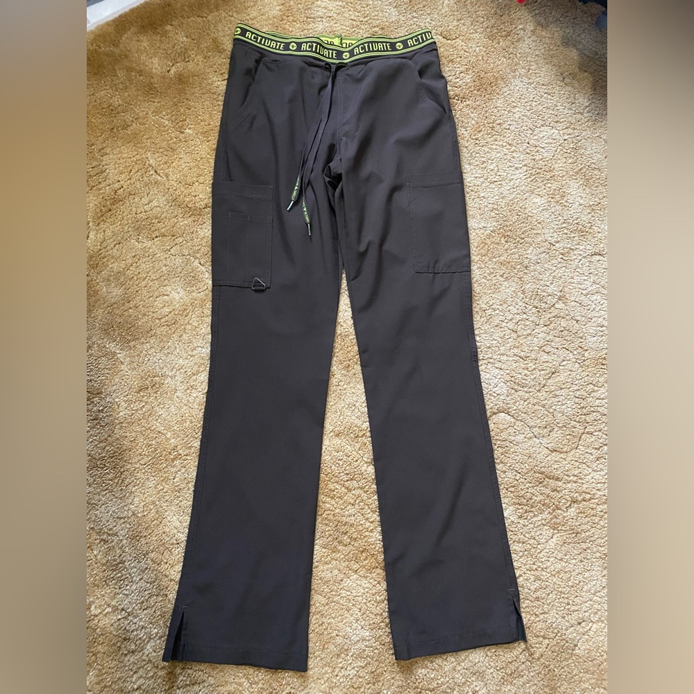 Med Couture Activate Brown Scrub Set - Picture 4 of 5